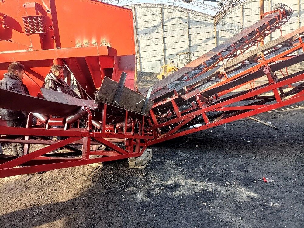 200分選機平山某煤場安裝完畢作業視頻